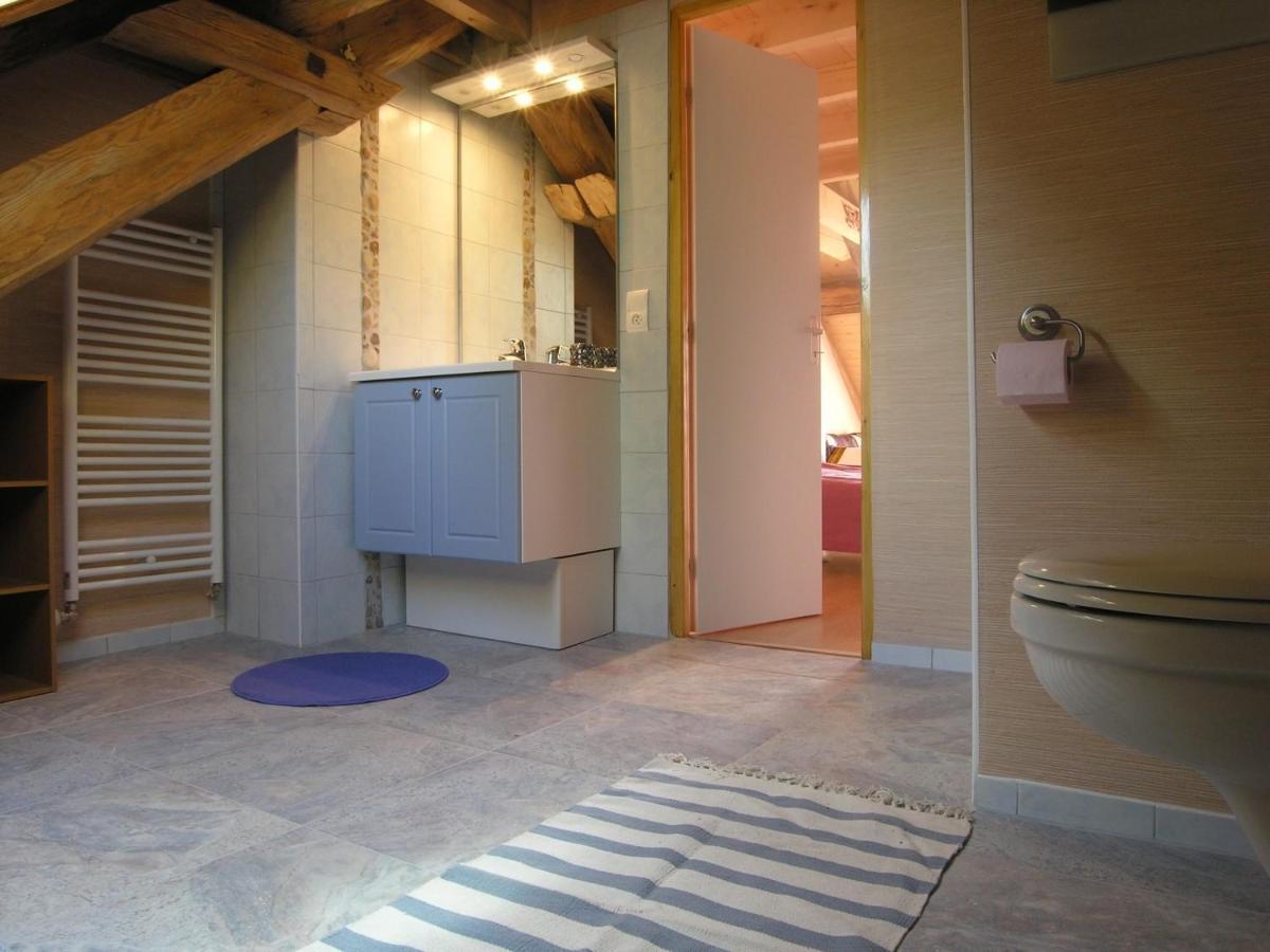 Le Moulin Des Oyes Bed & Breakfast Censeau Eksteriør bilde